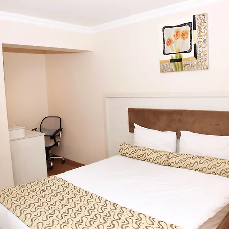 Grand Zeybek 3* İzmir