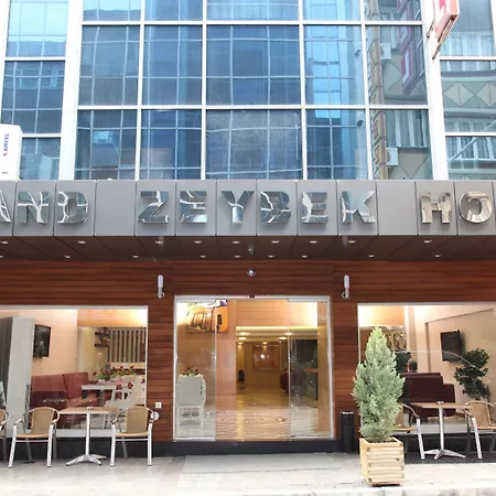Grand Zeybek מלון איזמיר