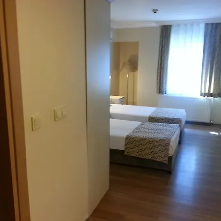 Grand Zeybek Отель