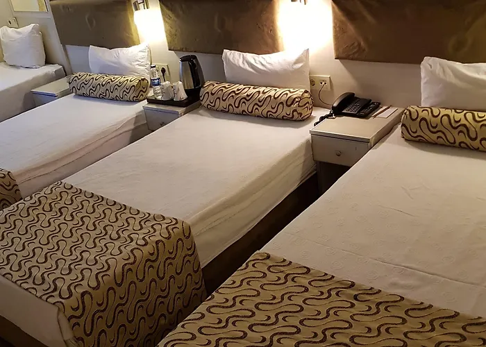 Grand Zeybek Hotel İzmir