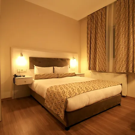 Grand Zeybek Hotel 3*