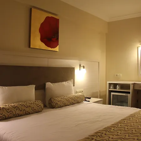 그랜드 제이벡 3* 이즈미르