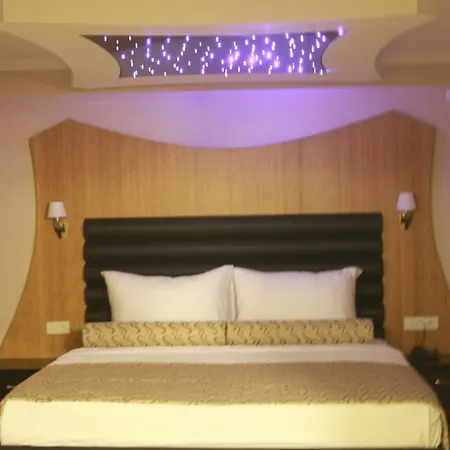 Grand Zeybek Hotel 3*