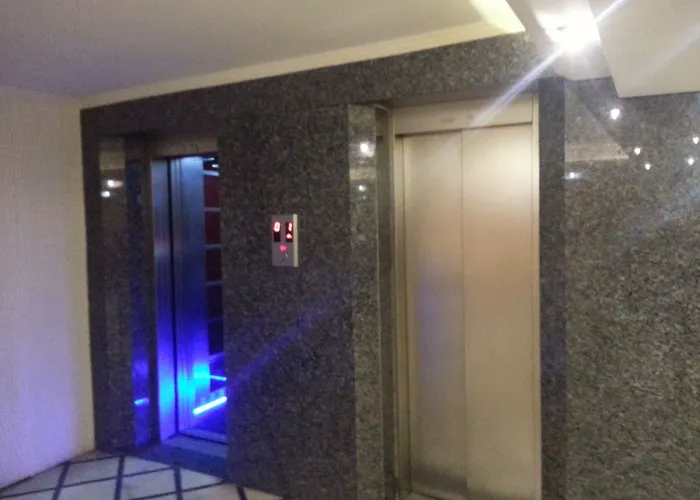 Grand Zeybek 3* Измир