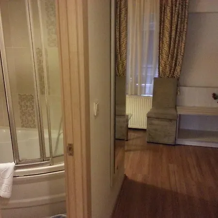 グランド ゼイベック イズミル